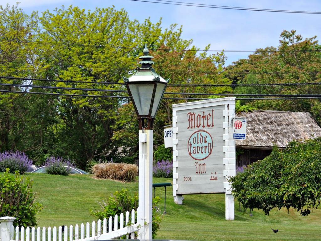 Olde Tavern Motel And Inn - Cape Cod Orleans Exterior foto